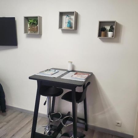 Apartmán Joli Petit Studio Au Centre De Carry Le Rouet Exteriér fotografie