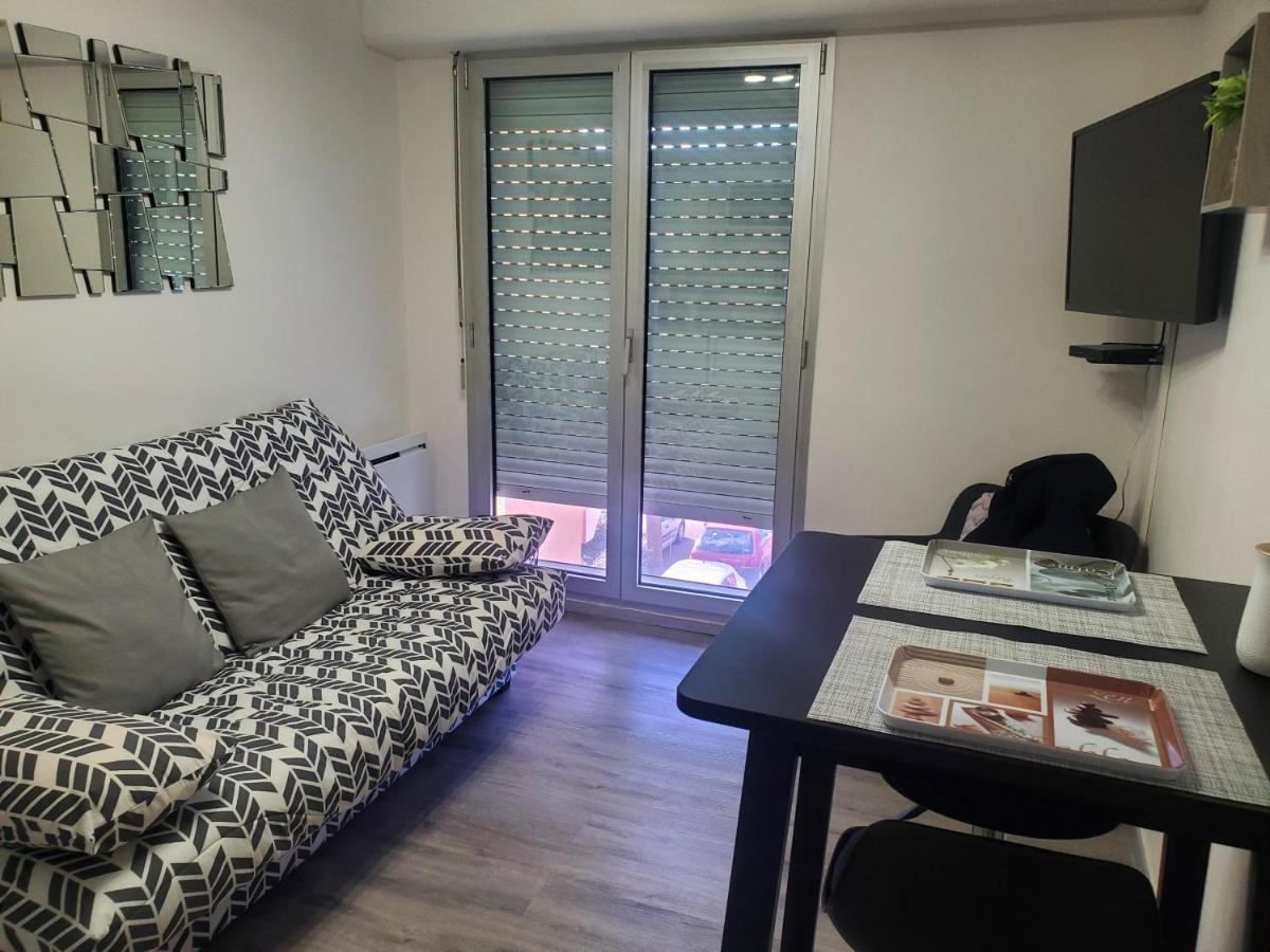 Apartmán Joli Petit Studio Au Centre De Carry Le Rouet Exteriér fotografie